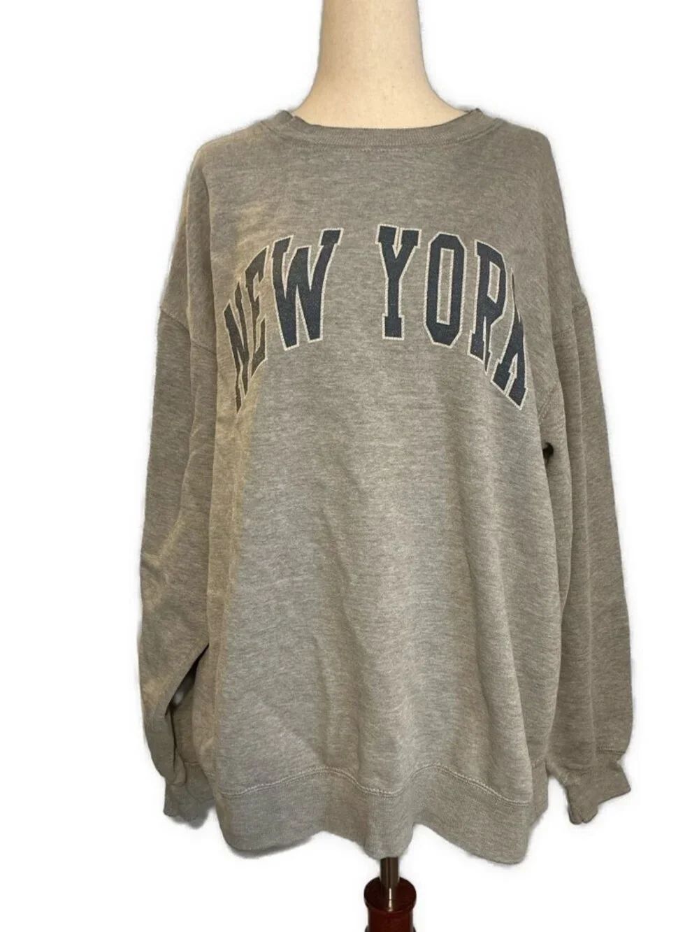 john galt Brandy Melville Heather gray new york sweatshirt One Size